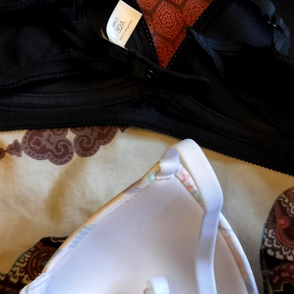 Set of 5 Training Bras for Tweens/Teens - Picture 5 of 13